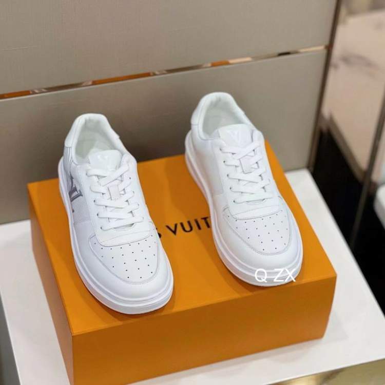 Picture of Louis Vuitton Shoes _SKULVsz38-45ZX070913094